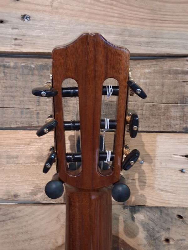 Cordoba C7-CE, Zeder massiv / Palisander, Cutaway, Pickup, second hand